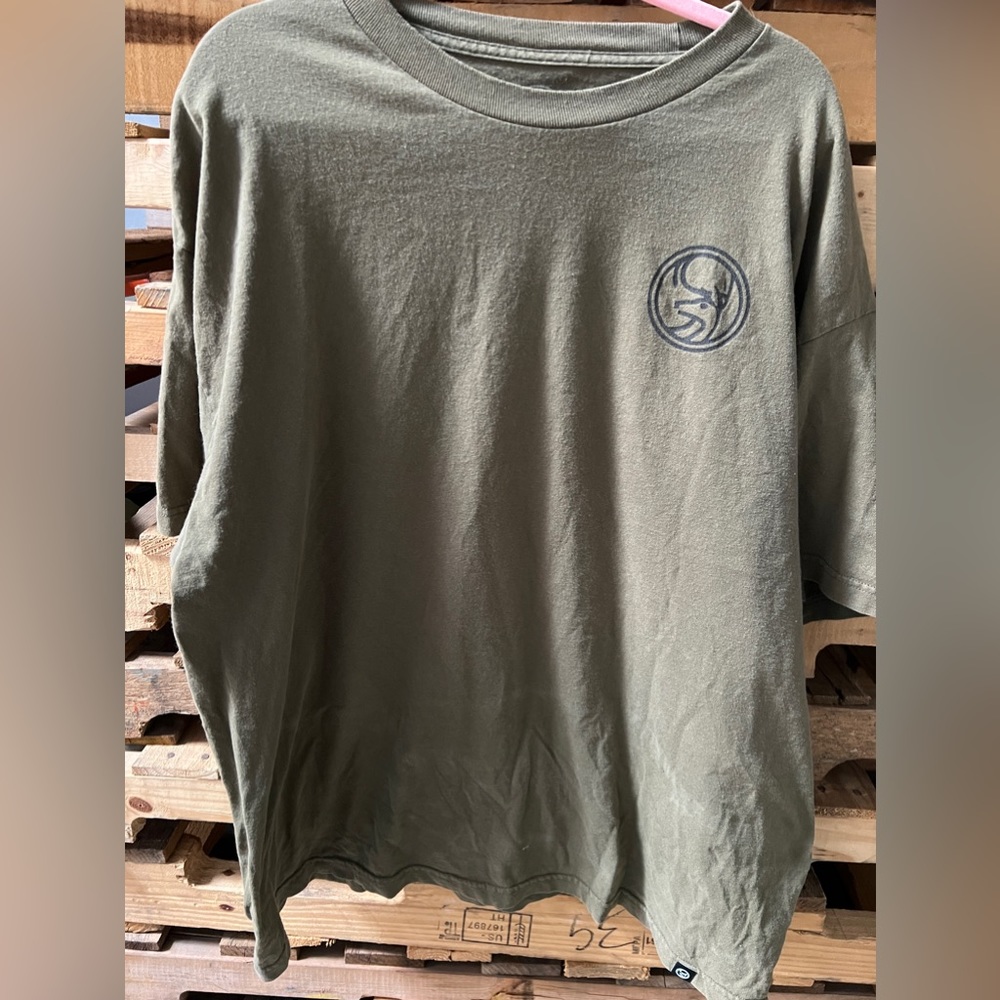 June Mountain xxl men’s tee shirt